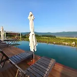 Glamping Maleric With Natural Pool Dragatuš