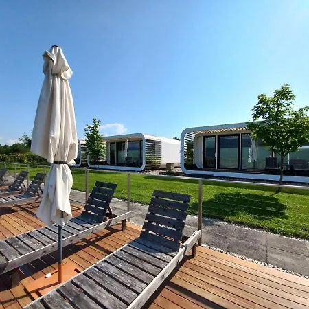 Glamping Maleric With Natural Pool 캠프장 Dragatuš