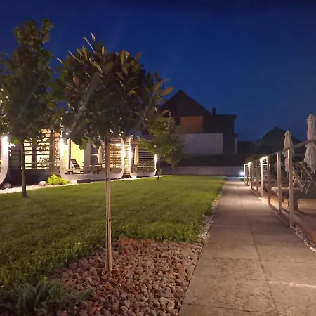 Glamping Maleric With Natural Pool Camping Dragatuš