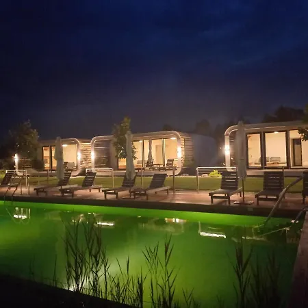 Glamping Maleric With Natural Pool 캠프장