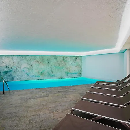 Campeggio Glamping Maleric With Natural Pool Dragatuš