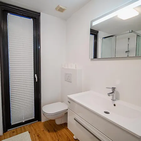 Camping Glamping Maleric With Natural Pool Dragatuš