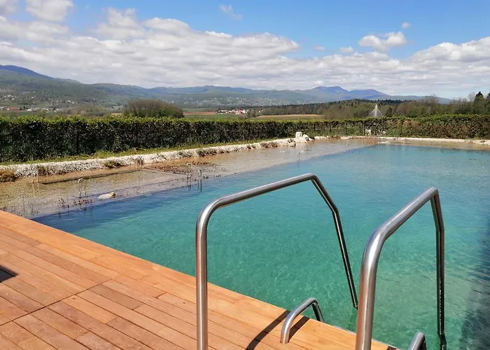 Glamping Maleric With Natural Pool Campingplatz *