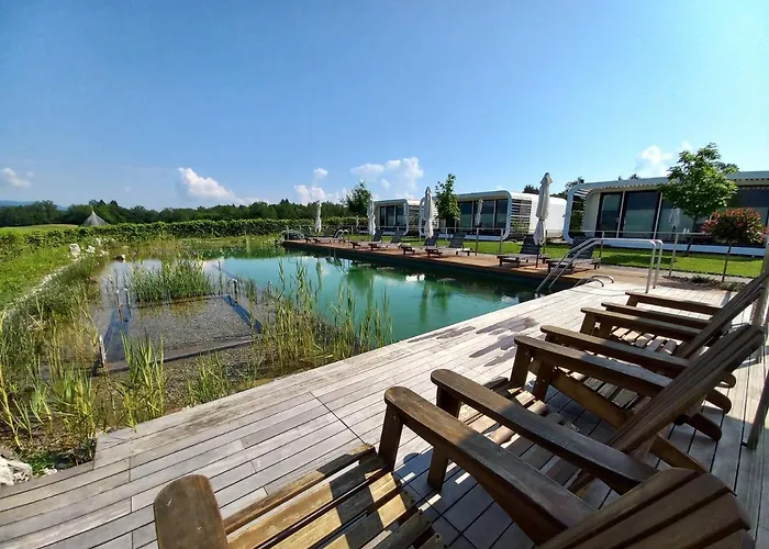 Glamping Maleric With Natural Pool 캠프장